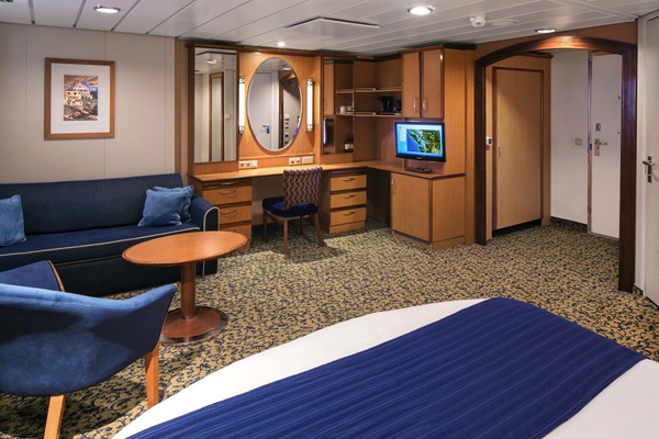 RCI, Radiance of the Seas, Junior Suite 5.jpg